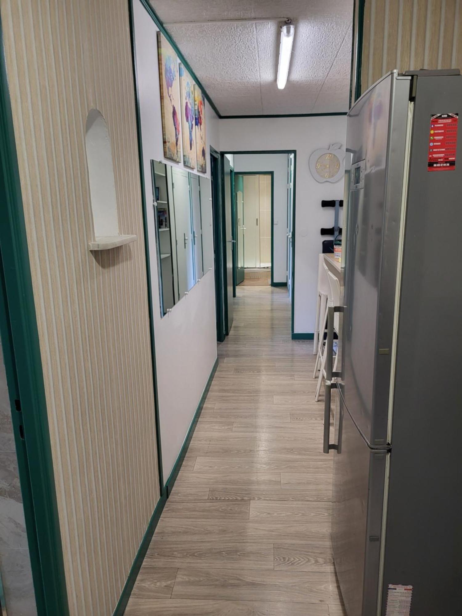 Private Room-3 In Hannana Apartment- 2 Min Walk To Tram 12 Min To Nice Train Station 15 Min To Massena Place Extérieur photo